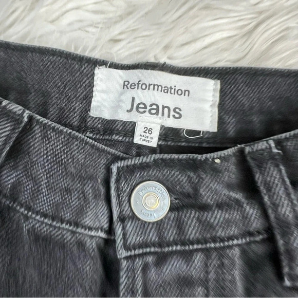 REFORMATION Cynthia High Rise Straight Jeans Lagoon Destroyed Black Denim - Picture 9 of 13